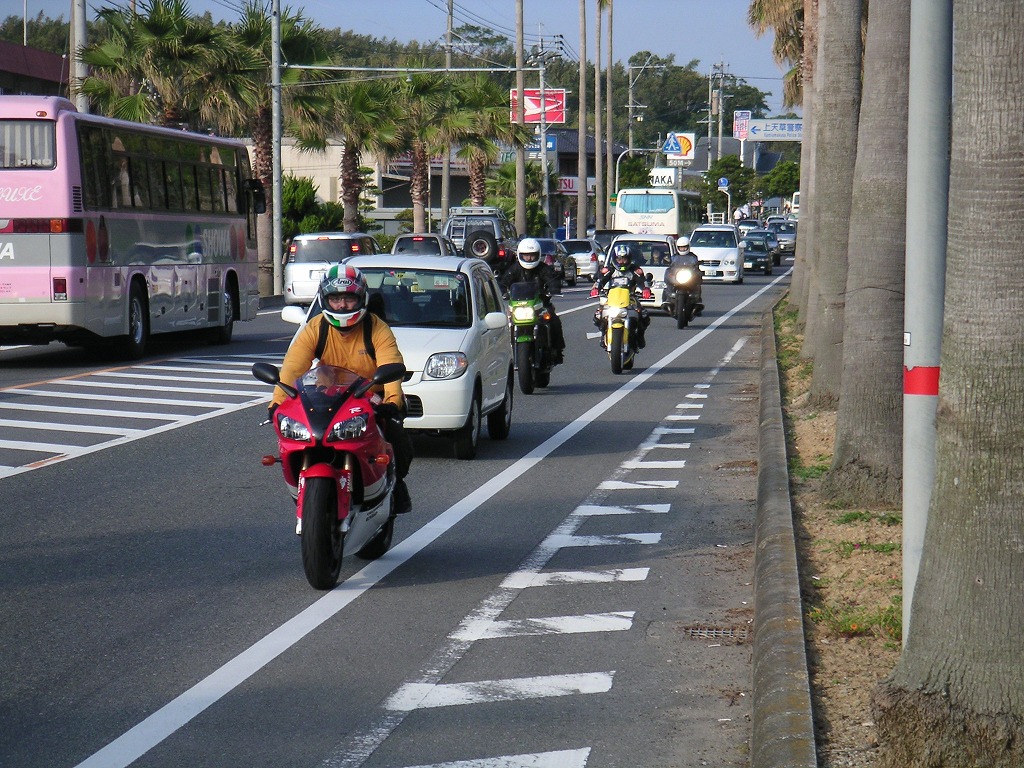 取り残された3人組